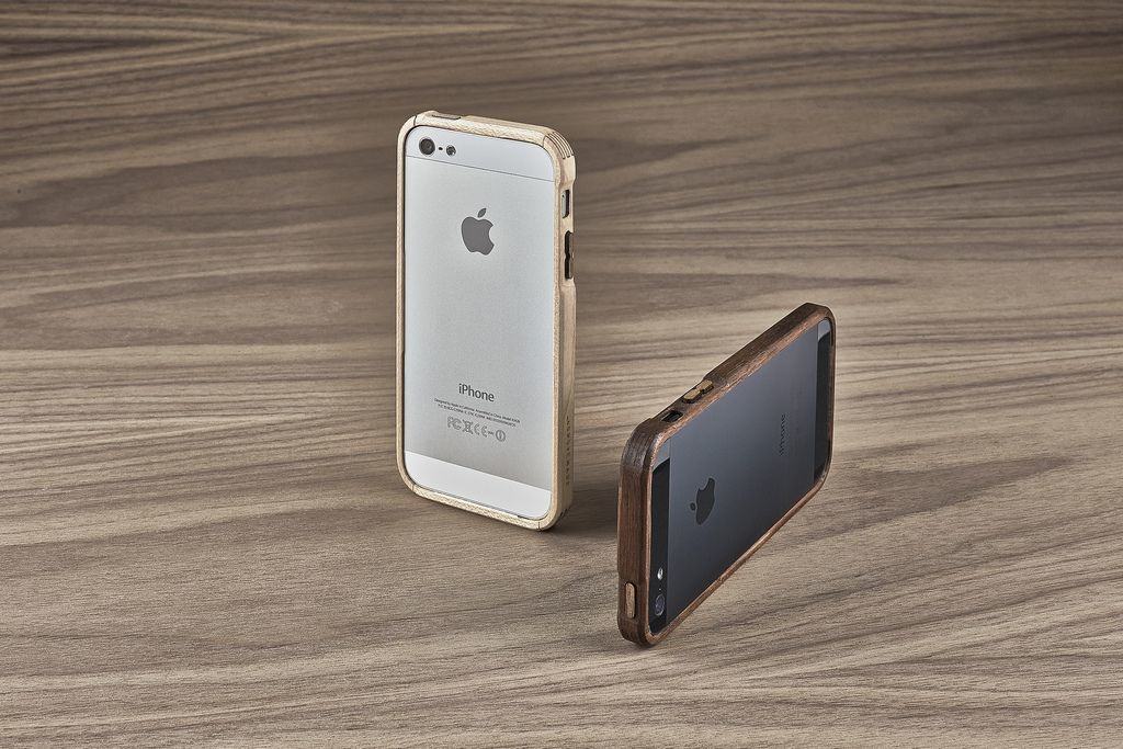 Grovemade’s First Wooden iPhone Bumper