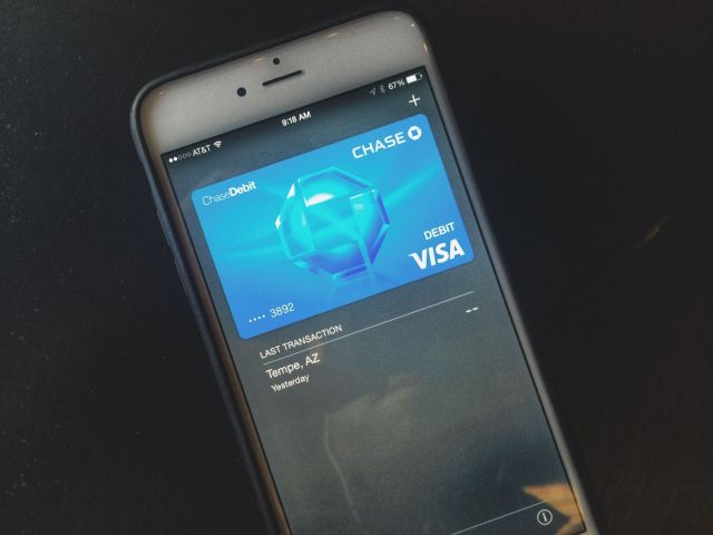 photo of Apple Pay actually makes it really easy to commit credit card fraud image