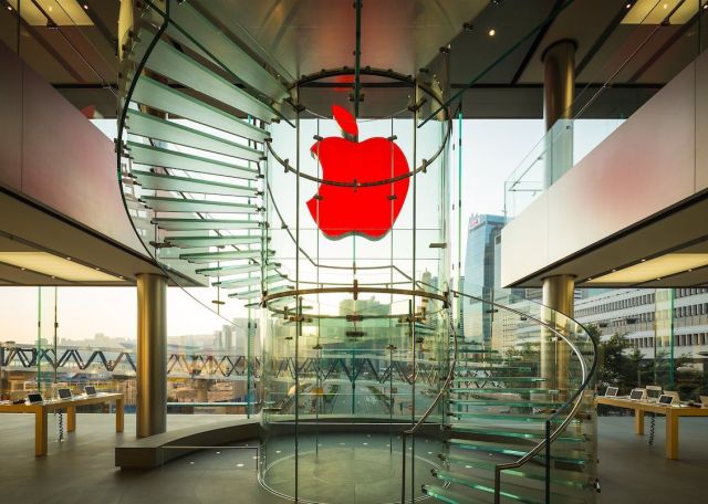 photo of Apple’s holiday RED campaign pushes total AIDS donations past $100 million image