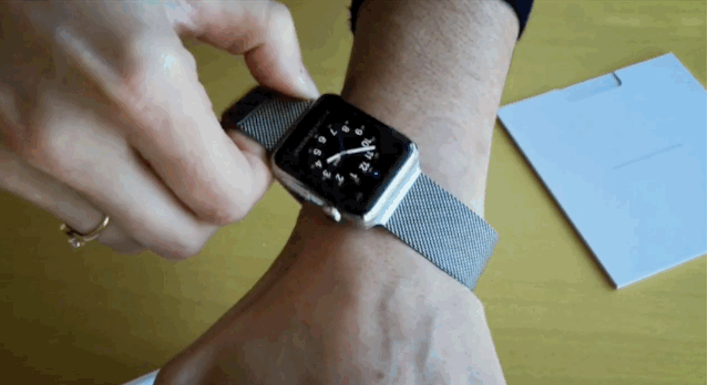 Rozbalení Apple Watch v lepší kvalitě (Video, Animované Gify)