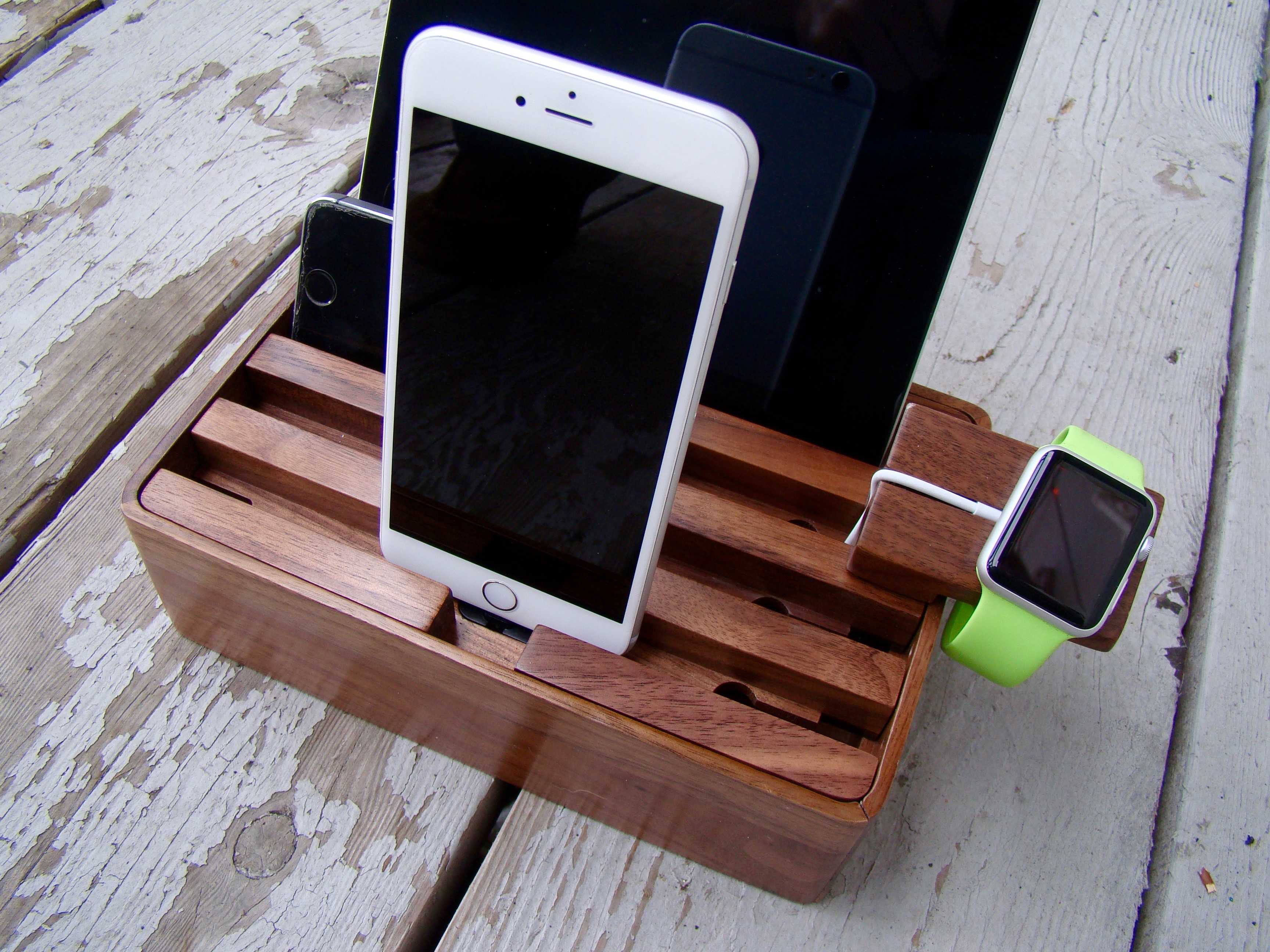 Stylish wooden dock charges