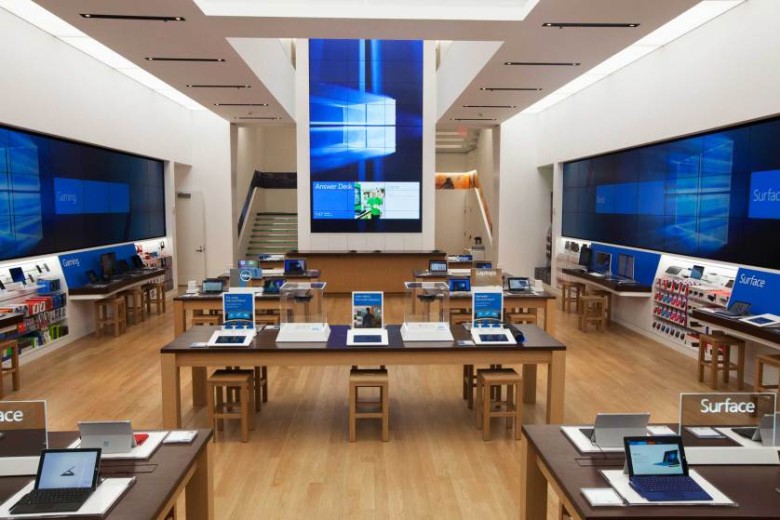 Microsoft si bez hanby otvoril vlastný "Apple Store"