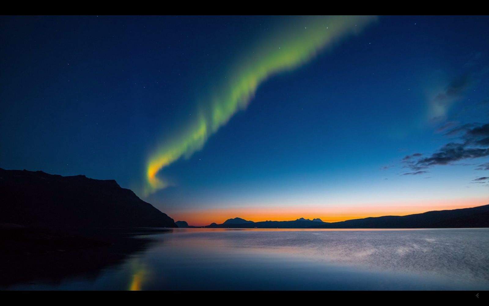 The northern lights over Norway. Screengrab: Cult of Mac