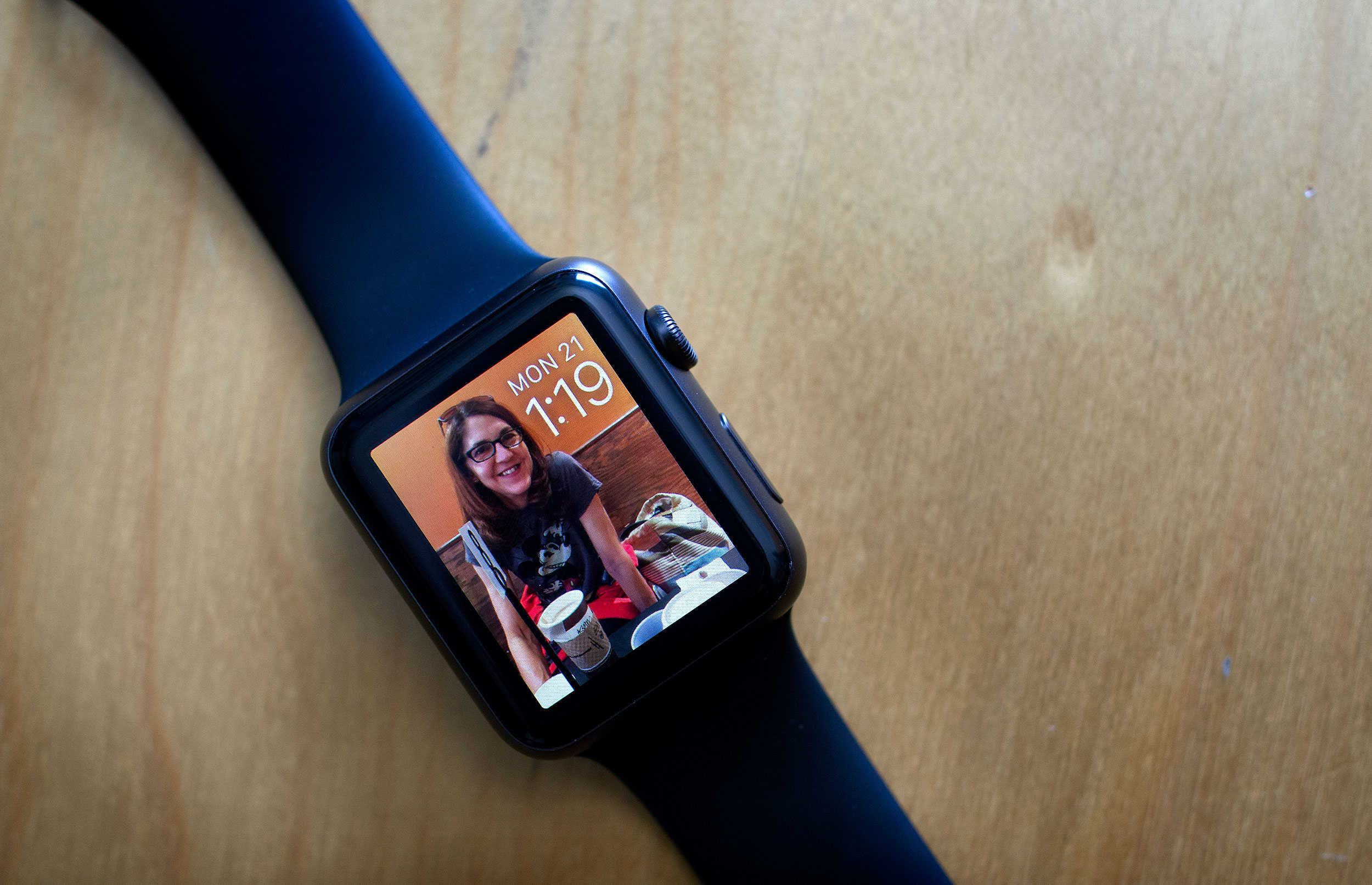 how-to-customize-the-apple-watch-face-truegossiper