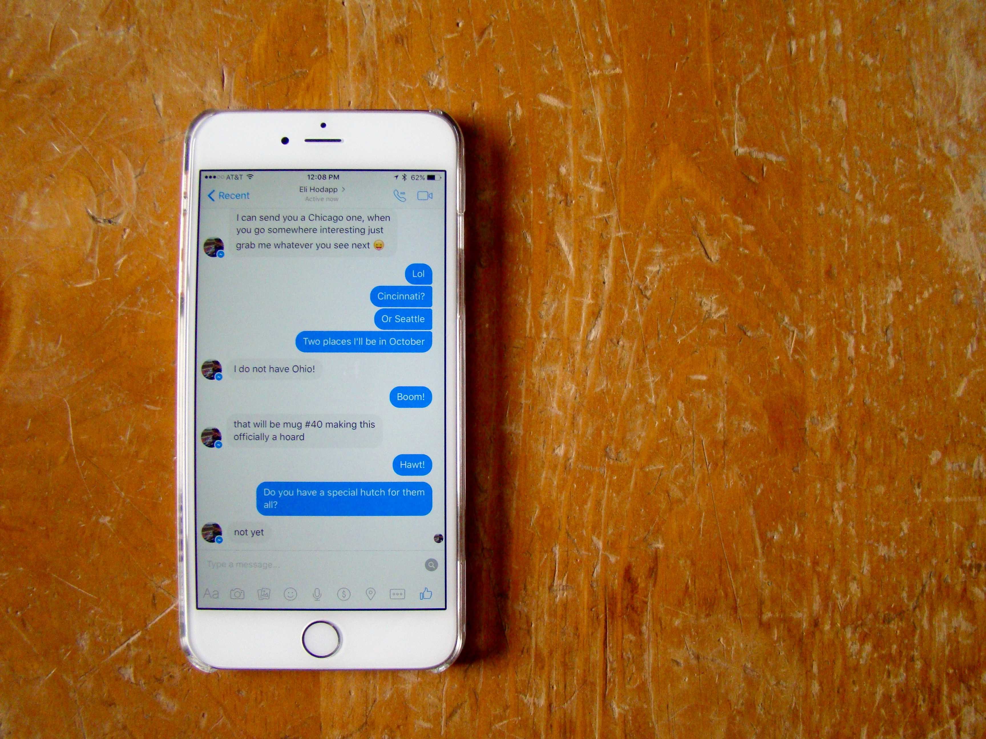 facebook-messenger-now-lets-you-peek-and-pop-on-iphone-6s