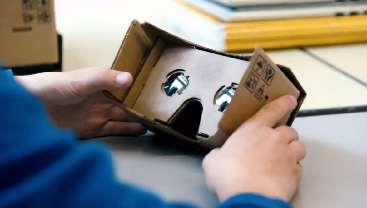 Creating 360-degree photos for Google Cardboard is now super easy.