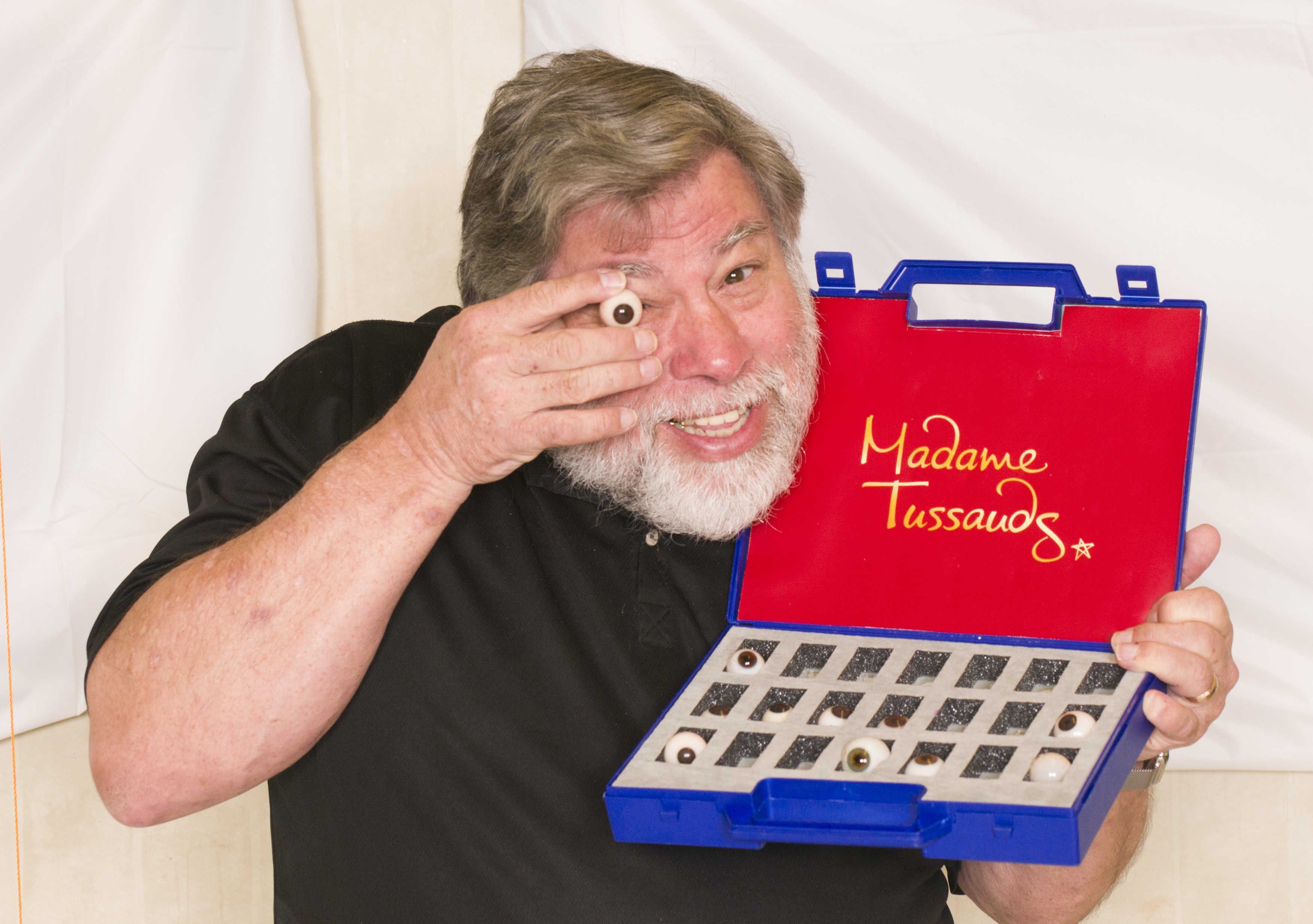 Steve Wozniak wax sculpture fake eyes