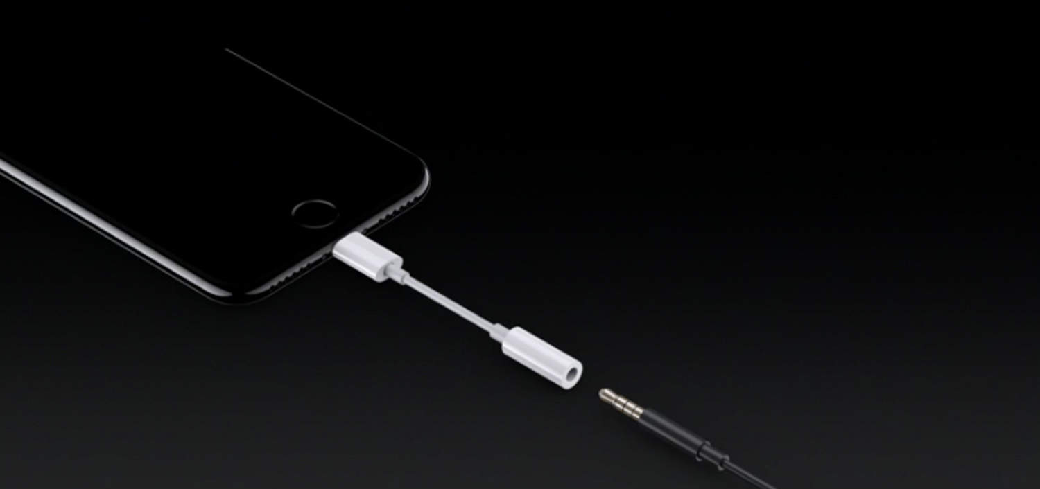 iPhone 7 dongle