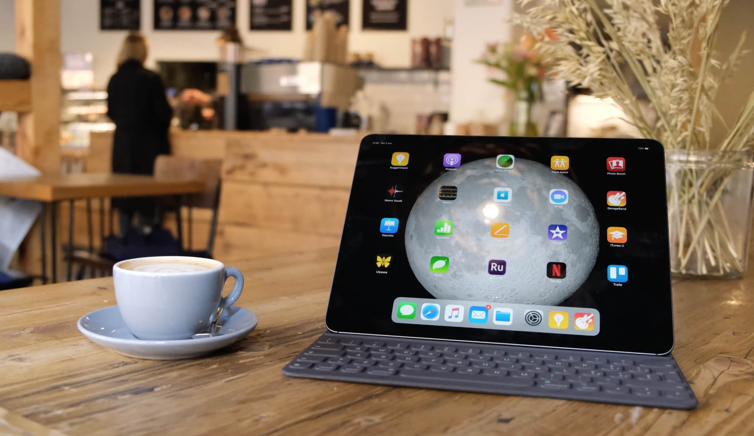 The Smart Keyboard Folio turns the iPad into a laptop, but there are better options.