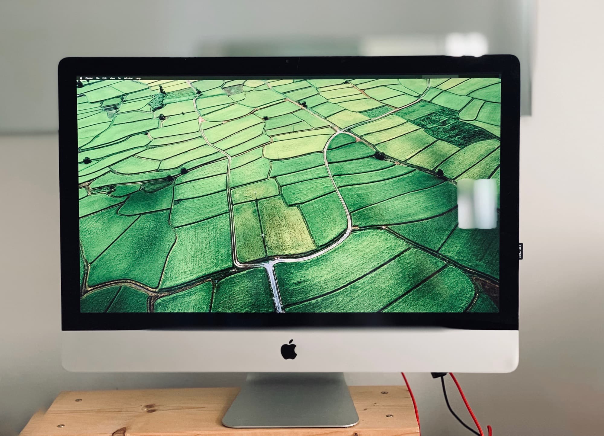 Make your Mac match its surroundings.