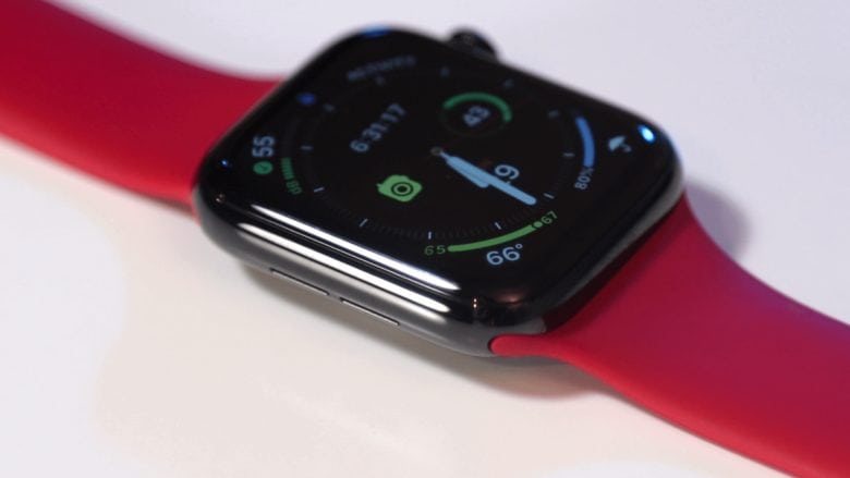 Apple Watch Series 5 is almost identical to the Series 4, and that's not necessarily bad
