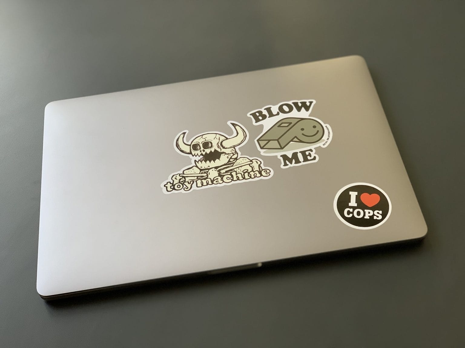 It takes years of professional training to place MacBook stickers this badly.