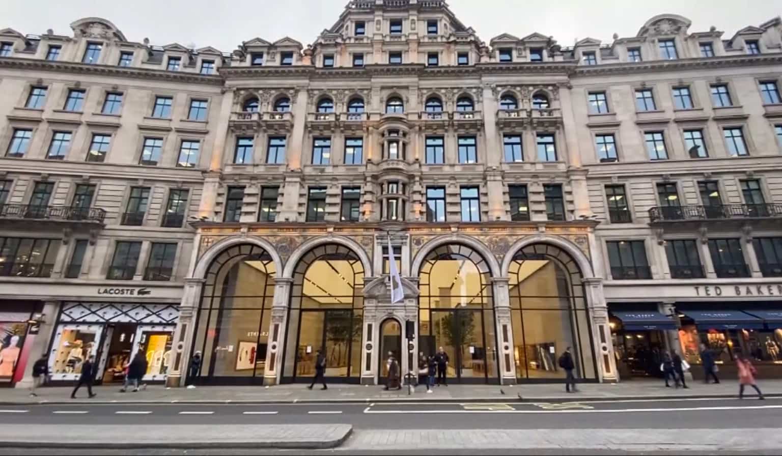 Apple Store in London