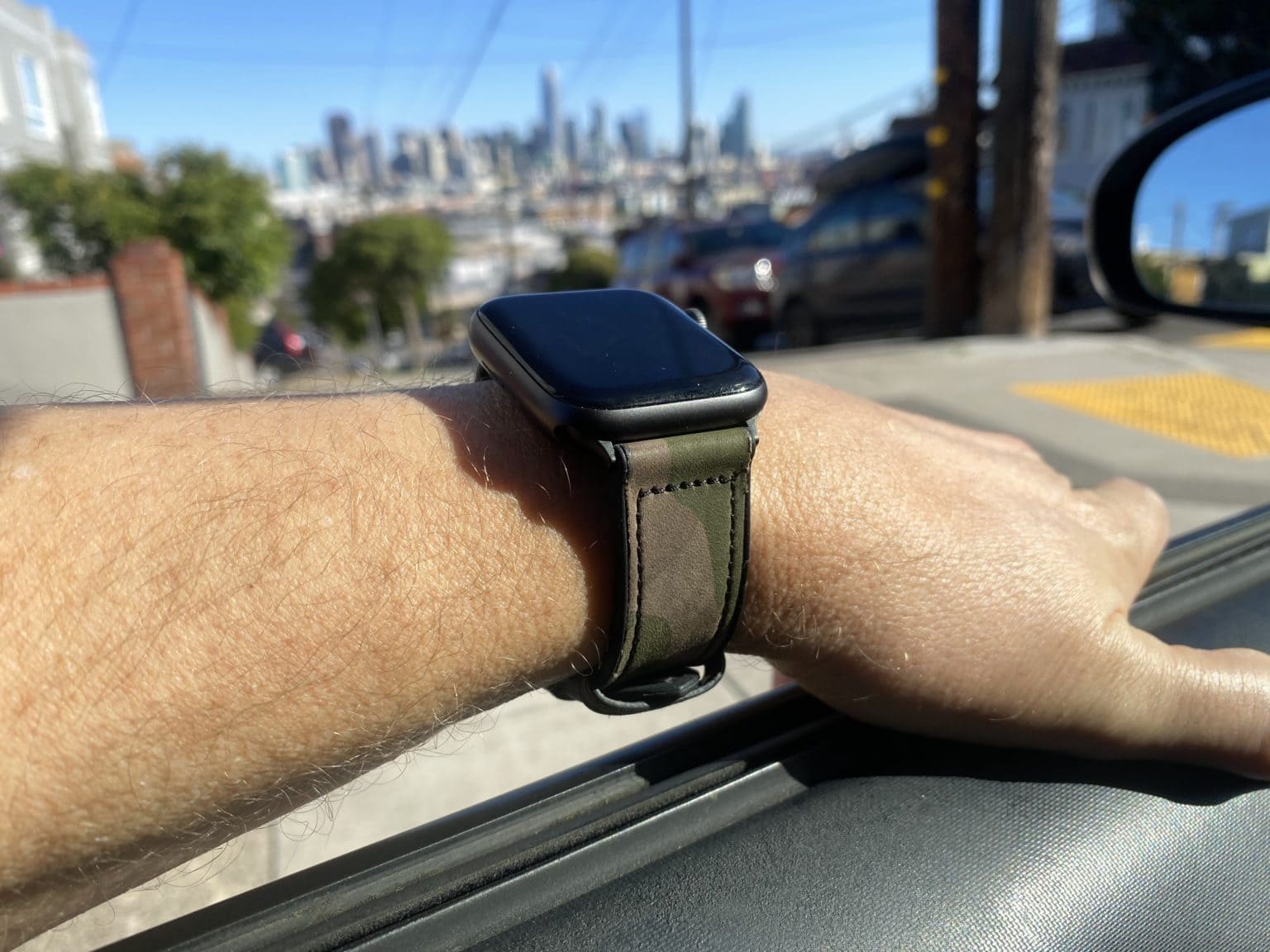 Mifa's Hybrid Sports Leather Apple Watch Band is an inexpensive but classy strap.