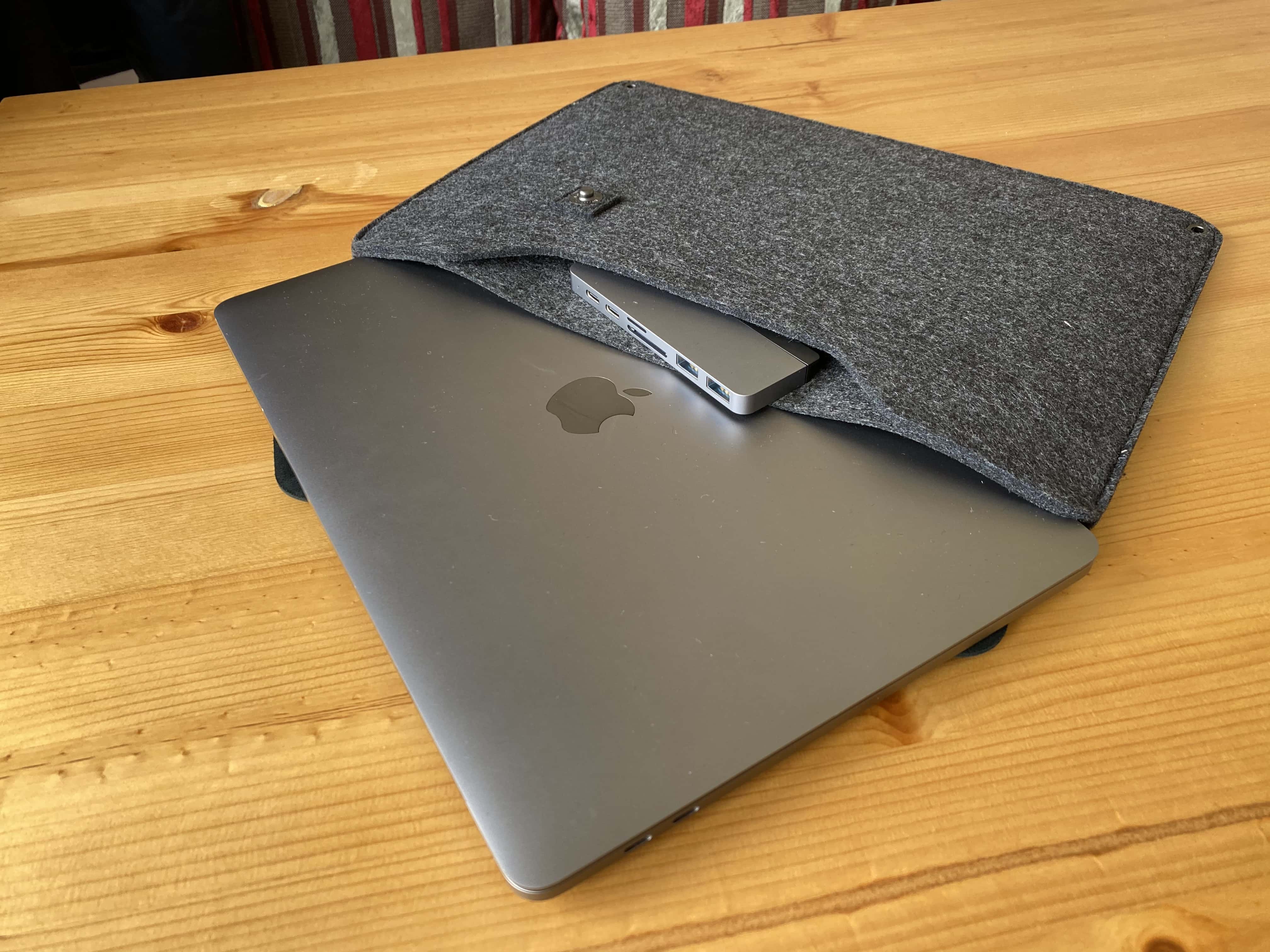 Mujjo Sleeve for MacBook