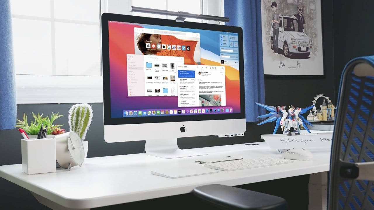 iMac Setup: This setup is geared for productivity.