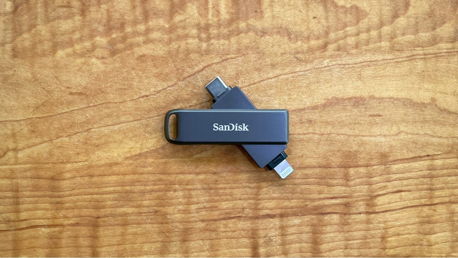 SanDisk iXpand Flash Drive Luxe review