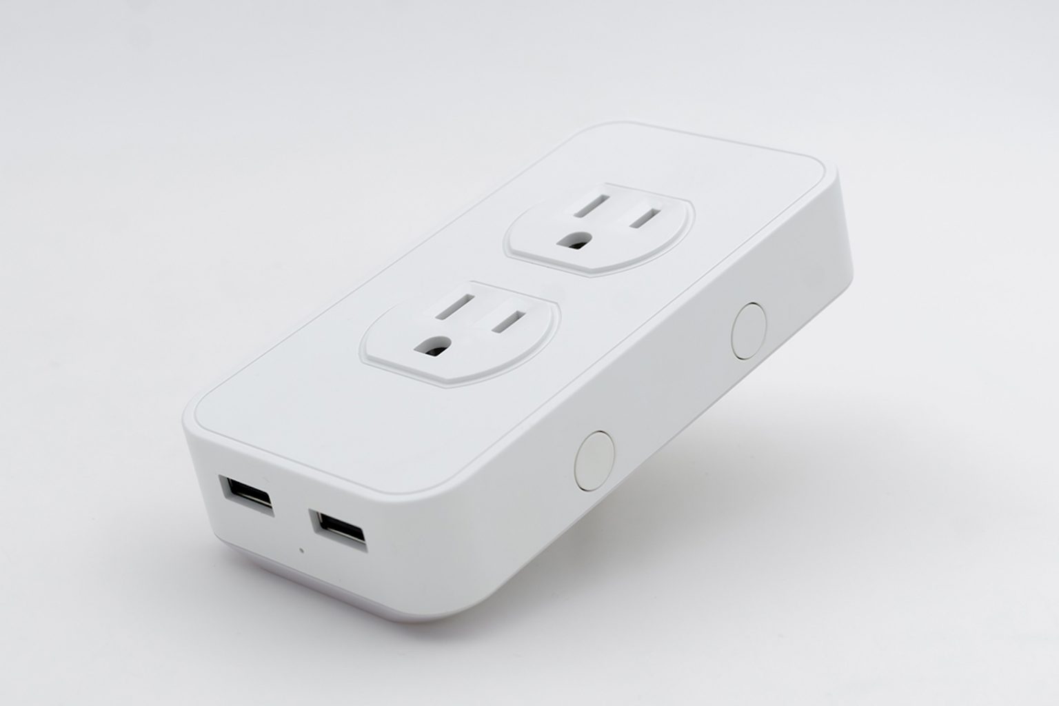 Turn your house into a smart home with this plug-and-go USB outlet